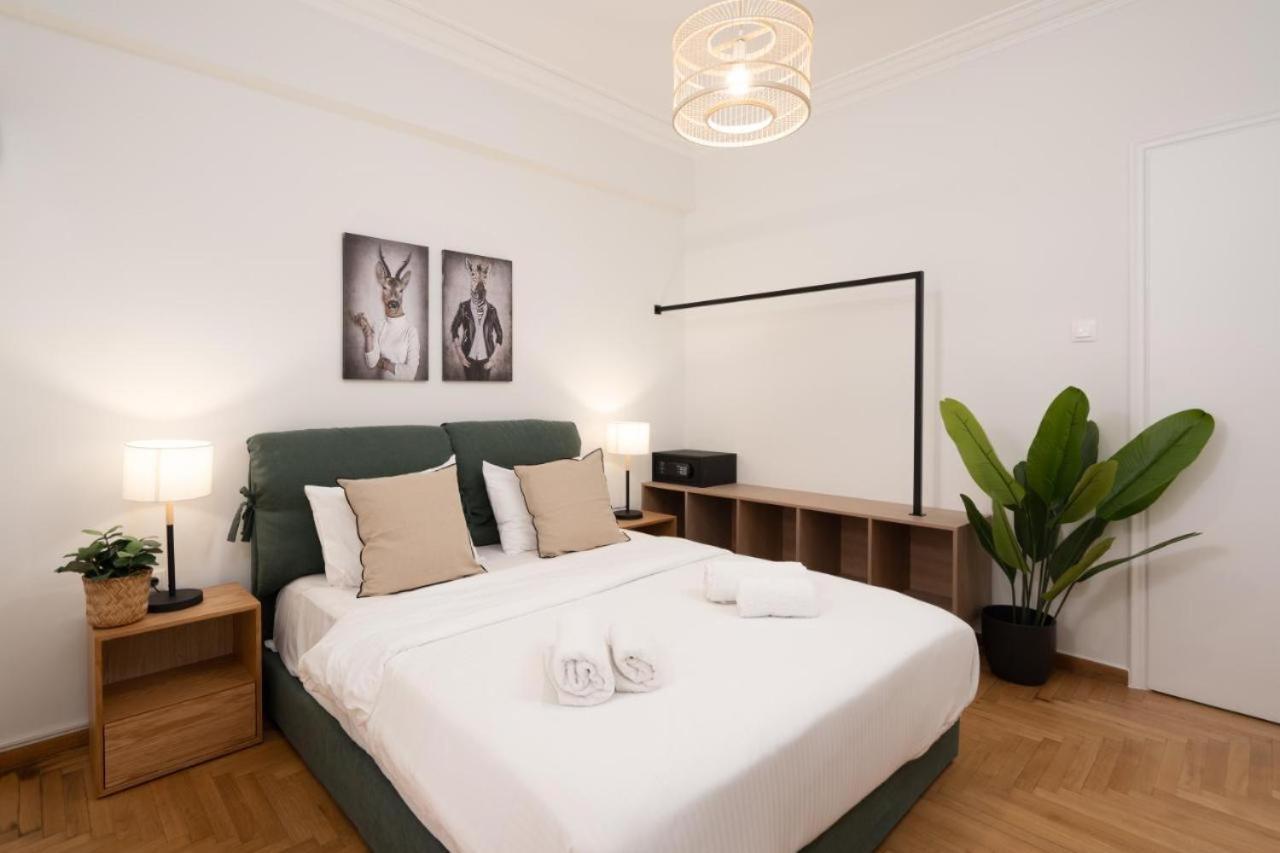 Vibrant Urban Getaway: Charming 2-Bedroom Near Bars, Parks, And Metro Atenas Exterior foto
